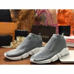 NEW Men's Lightweight Breathable Running Shoes